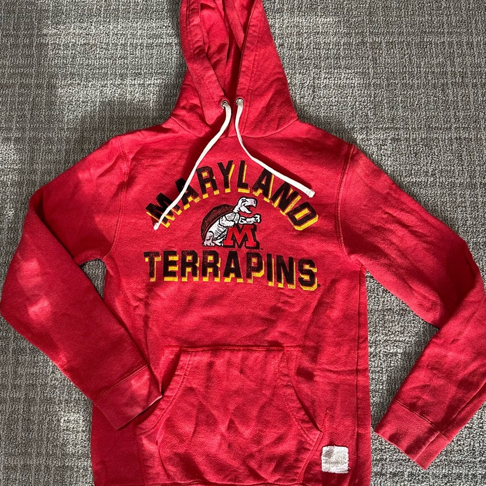 ❤️ 2/$25 RETRO BRAND Maryland Terrapins Red Hoodie 
Size M